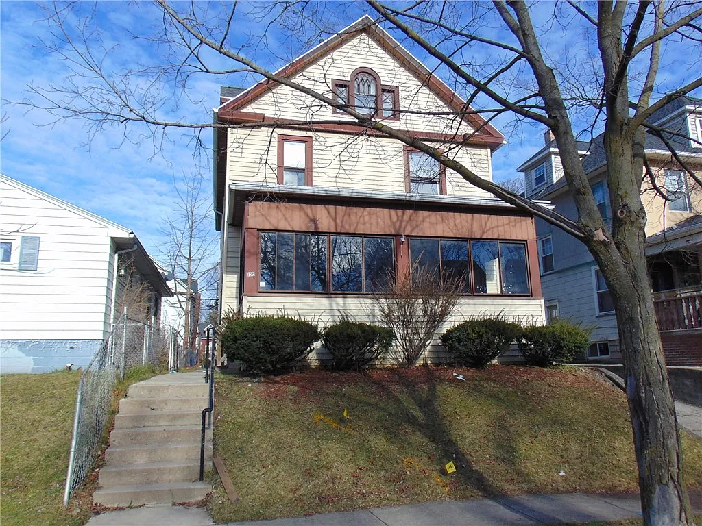 356 Hazelwood Ter Rochester NY 14609